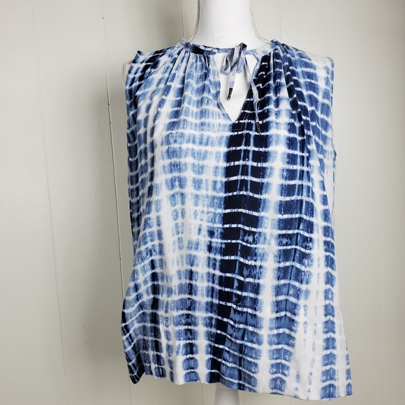 Just Living tye-dye, tie front tank top size small - Picture 8 of 10